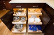 Bakeware & Storage Containers