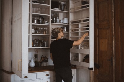 Custom Kitchen Risers, ShelfGenie