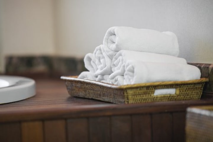 flat basket towel storage