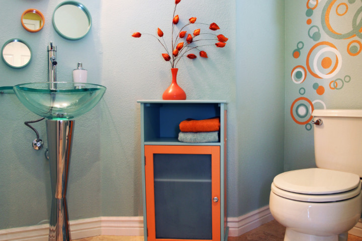 modern powder room idea with circles