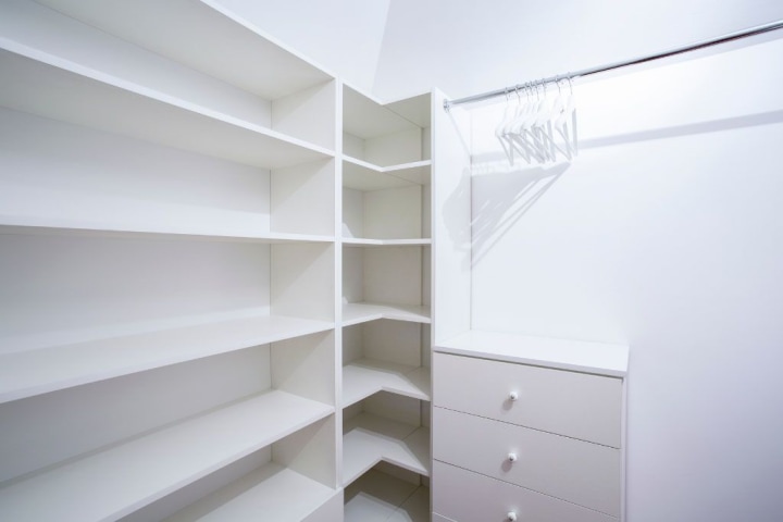 Interior-of-empty-wardrobe.jpg