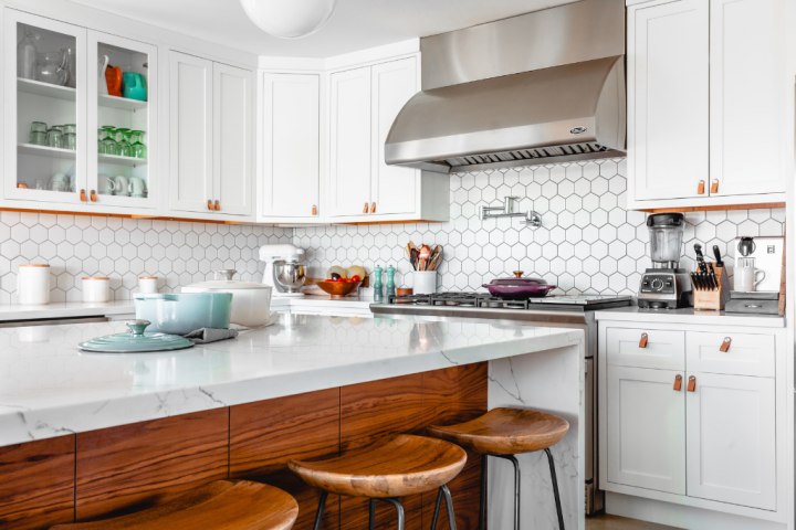  cupboards, white cupboards, modern cupboards