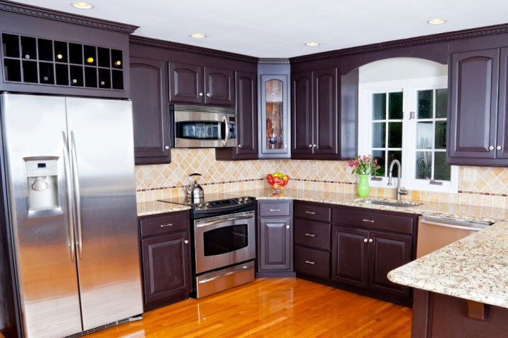 kitchen with microwave