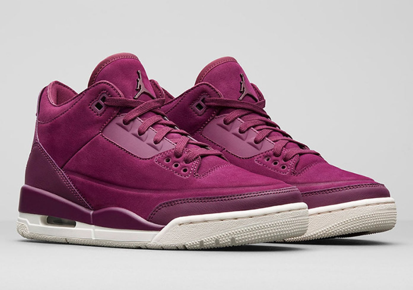Nike WMNS Air Jordan 3 Retro ‘Bordeaux’