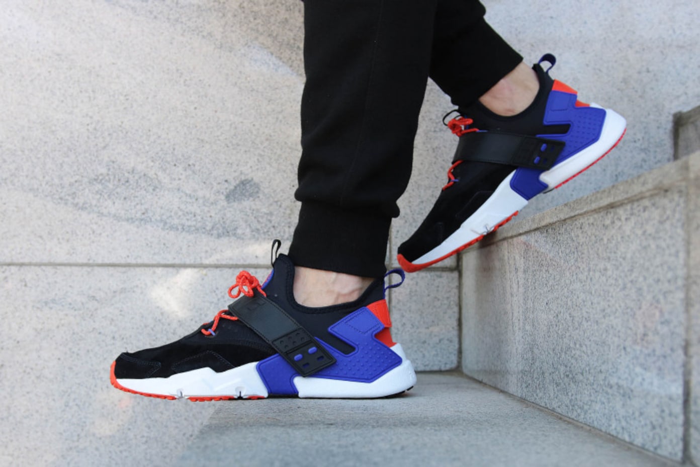 nike huarache drift outfit