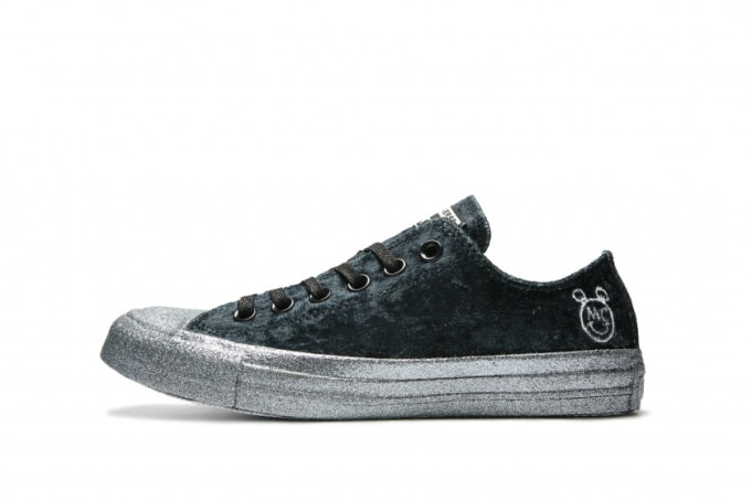 converse x miley cyrus chuck taylor all star low top velvet