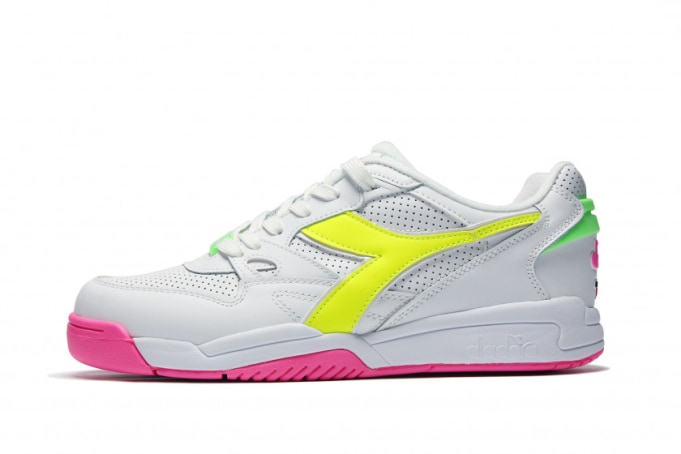 diadora rebound ace fluo