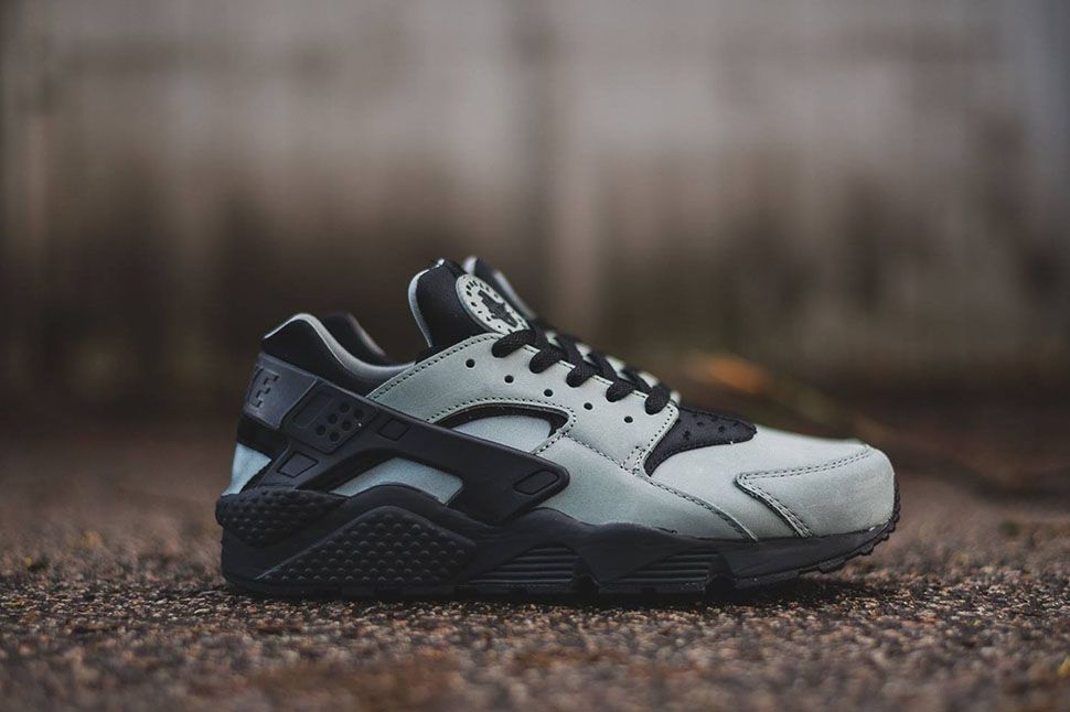 air huarache premium mica green