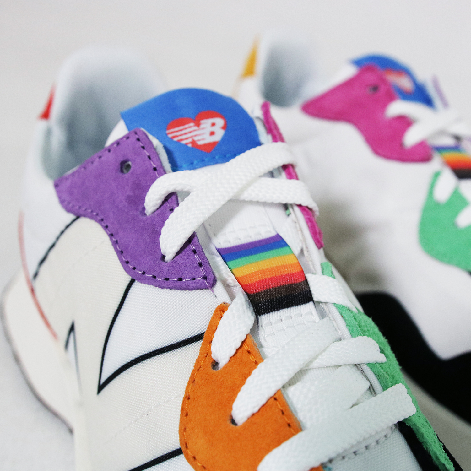 new balance 327 rainbow