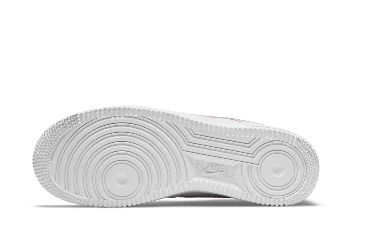 Nike Women's Air Force 1 '07 Essential | Shelflife