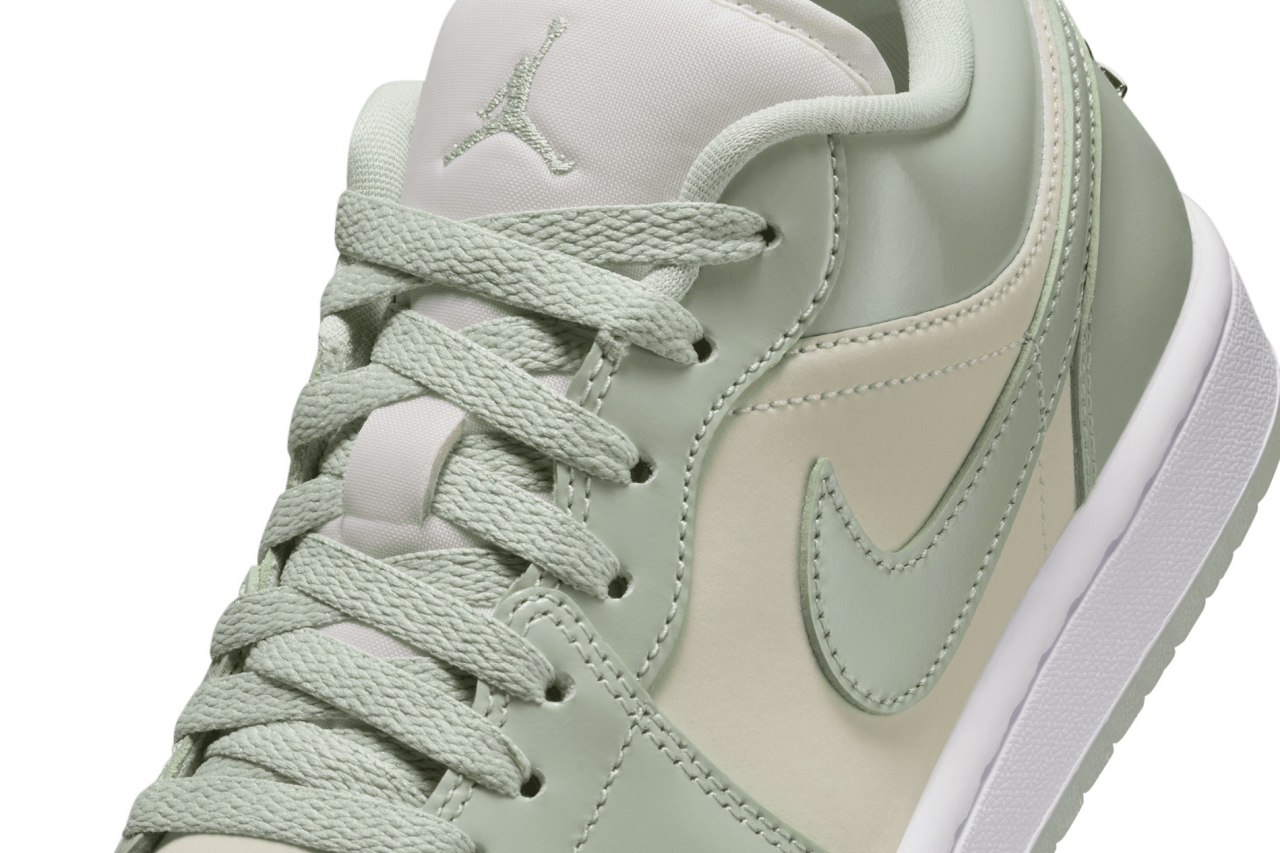 Air Jordan 1 Women's Low SE | Shelflife