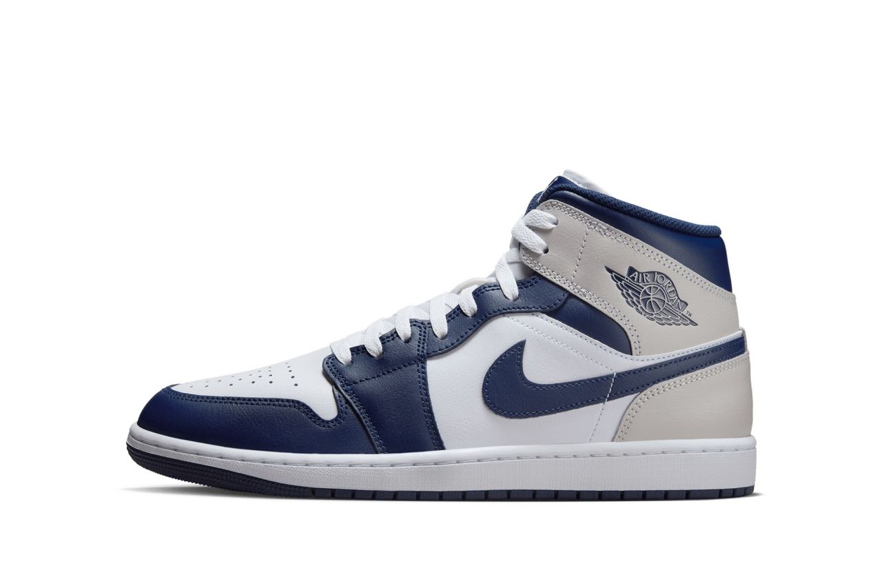 Air Jordan 1 Mid 'Georgetown' | Shelflife