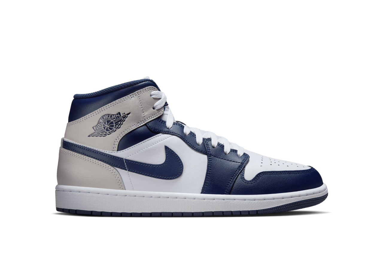 Air Jordan Mid 'Georgetown' Shelflife