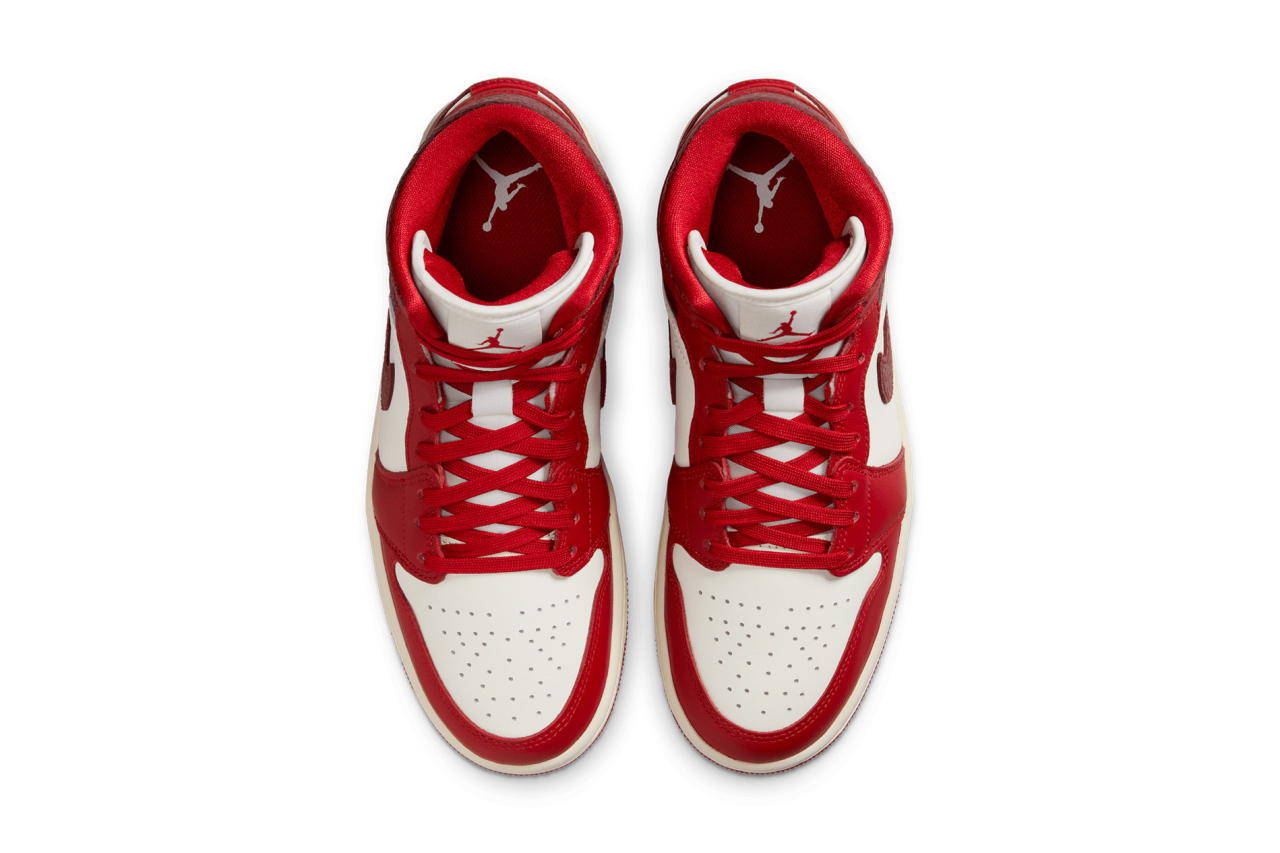 Air Jordan 1 Women'S Mid 'Cracked Leather' | Shelflife