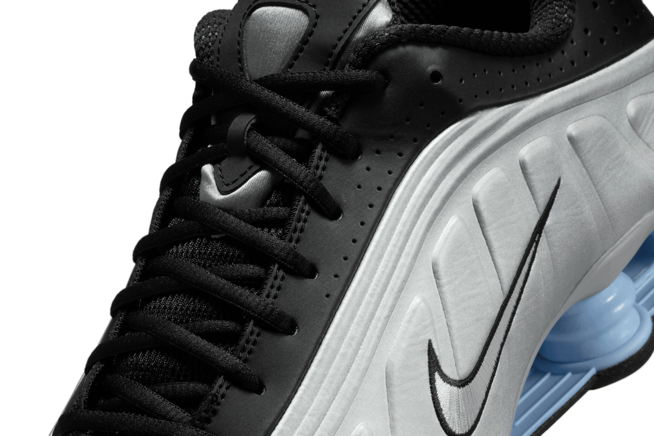 Nike Shox R4 'Metallic Silver Black'
