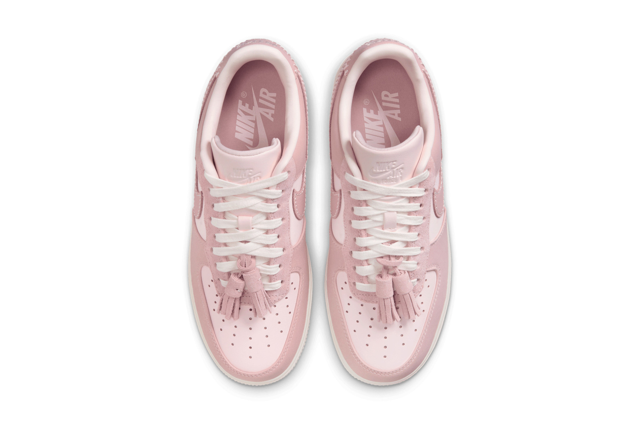 pink sole nike air force