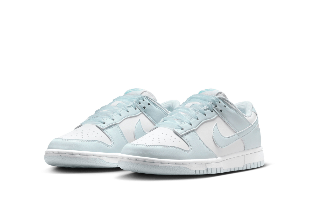 baby blue sneakers nike