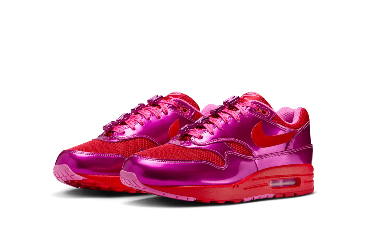 fuchsia pink air max