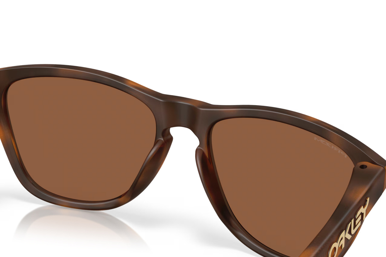 Oakley Frogskins S | Shelflife