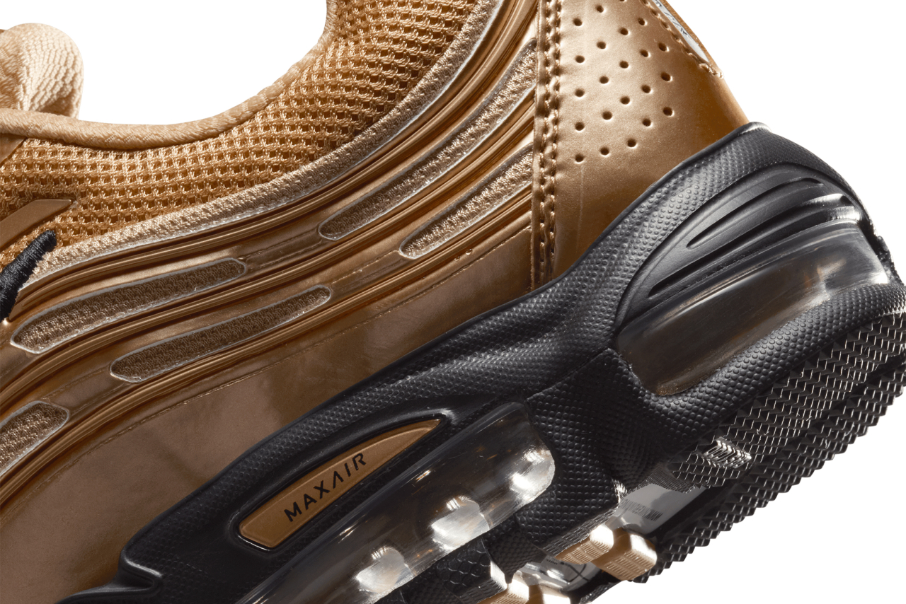 air max 97 metallic gold outfit