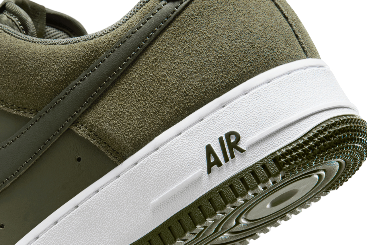 nike sneakers military green