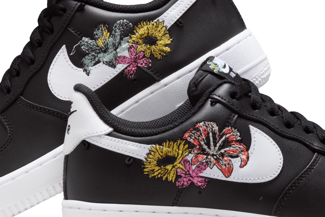 Nike Women's Air Force 1 '07 Premium | Shelflife