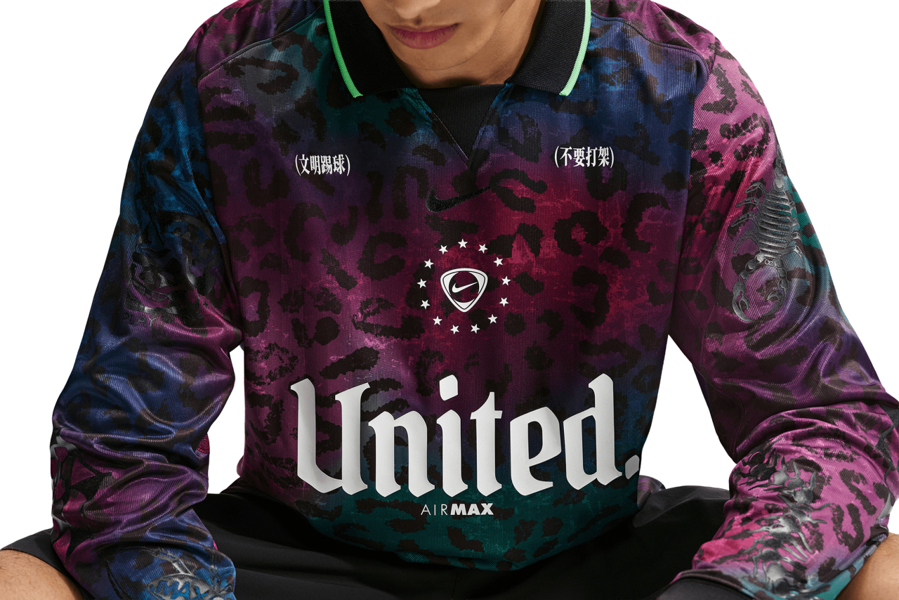 Nike Mad 90 Pack Long-Sleeve Football Shirt 'Tiempo' | Shelflife