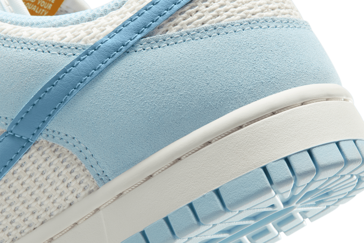 新品W NIKE DUNK LOW ESS ブルー/ホワイト27 Nike Women's Dunk Low SE 'Work Blue' | Shelflife