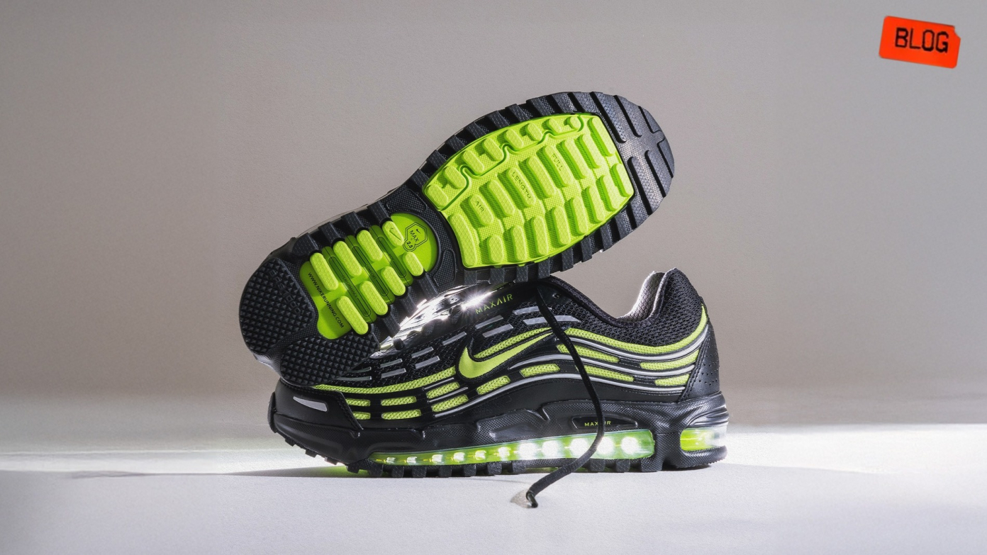 lime green black nike shoes