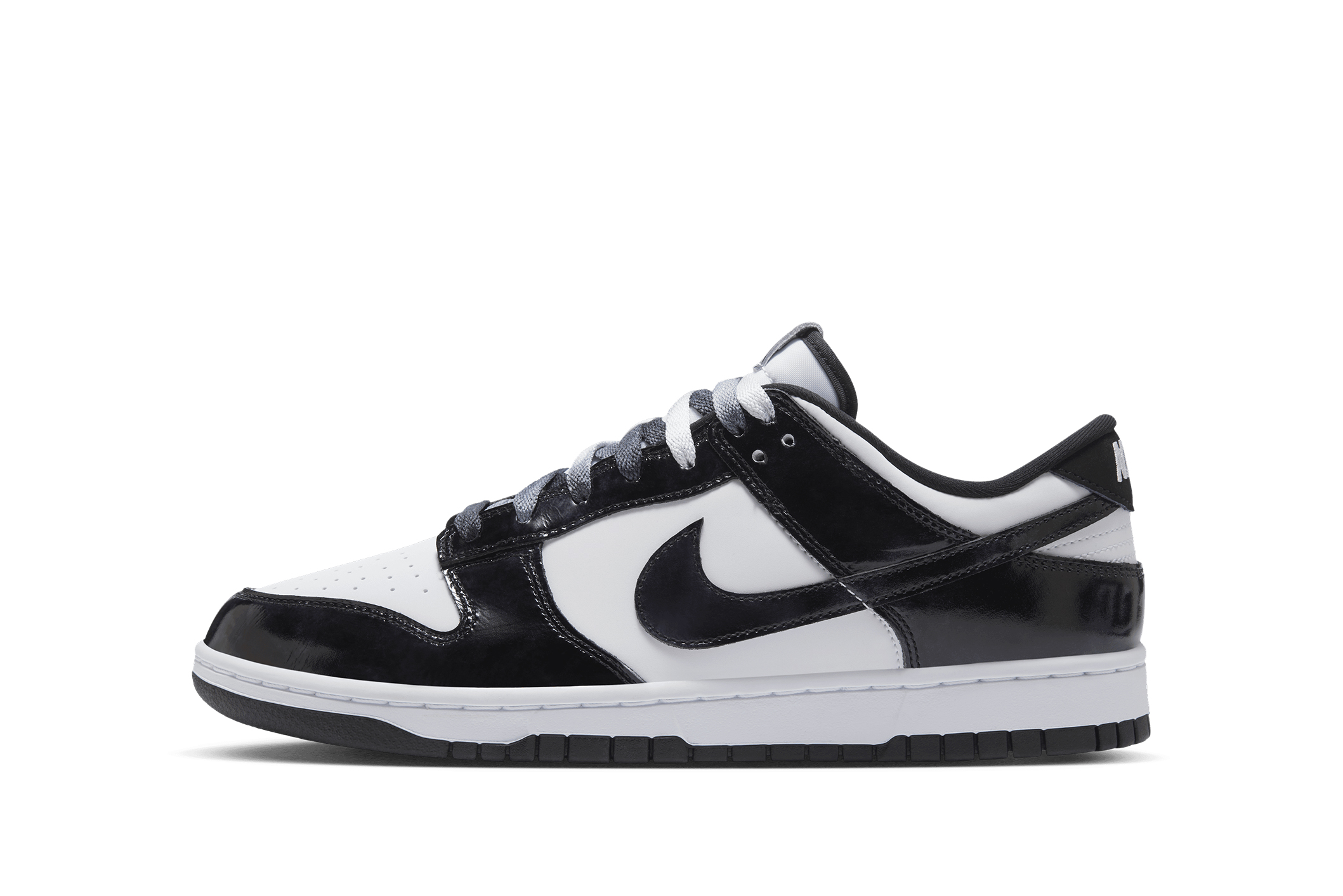 black and white dunks 6y