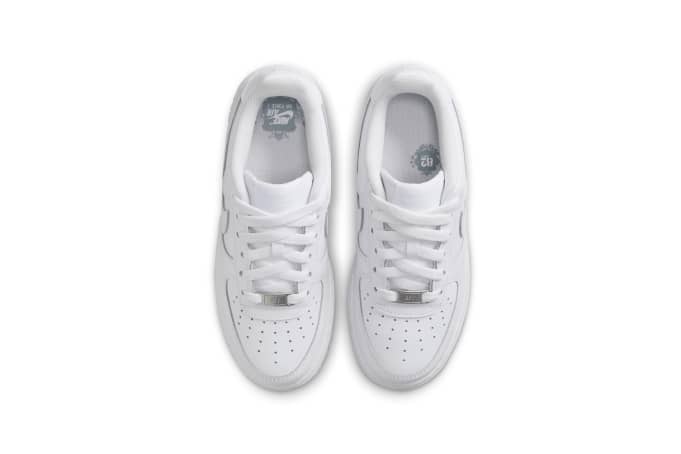 nike shoes should i get a size smaller in air force