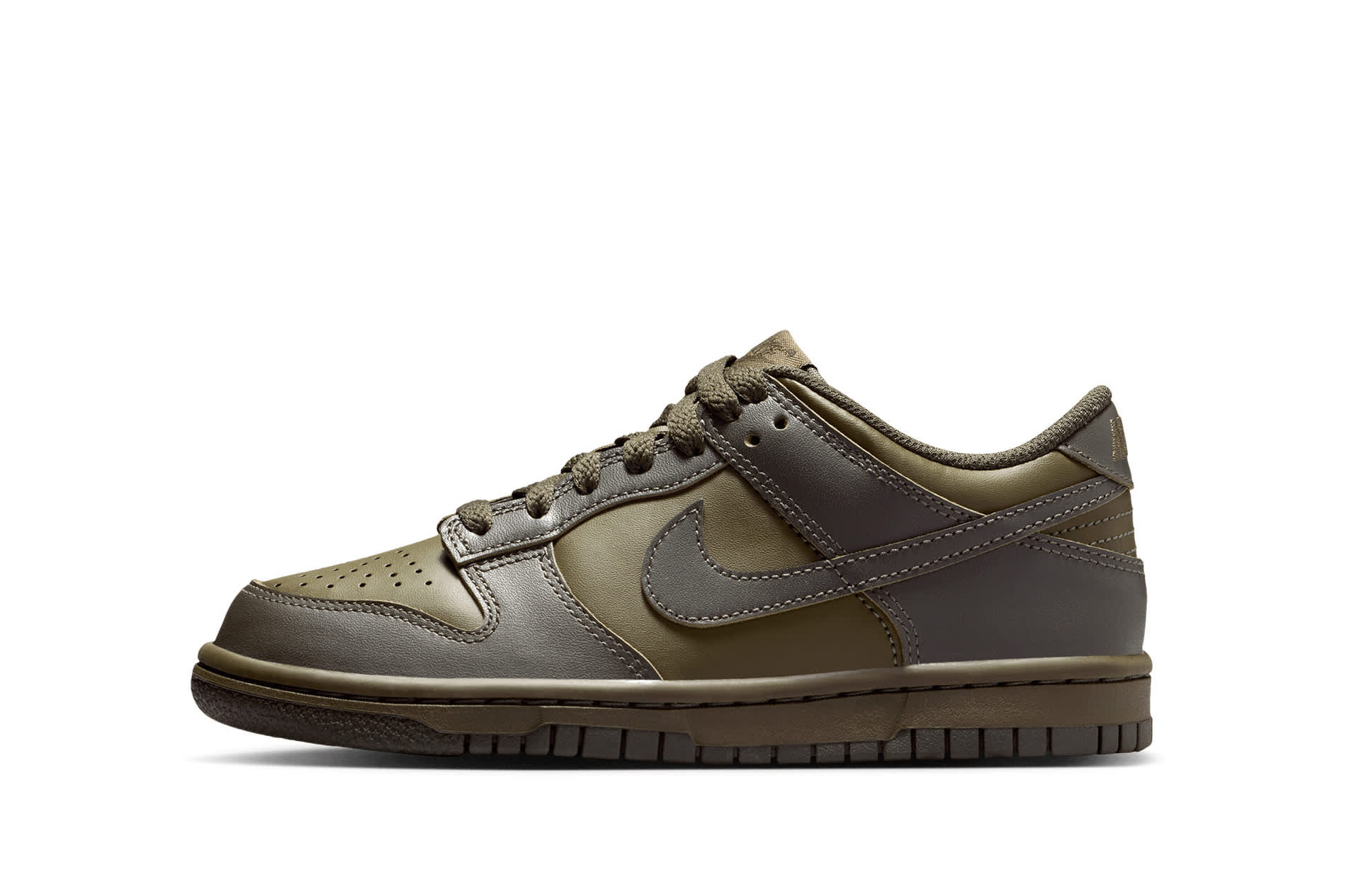 Nike Dunk Low 'Cargo Khaki' (Grade-School) Shelflife