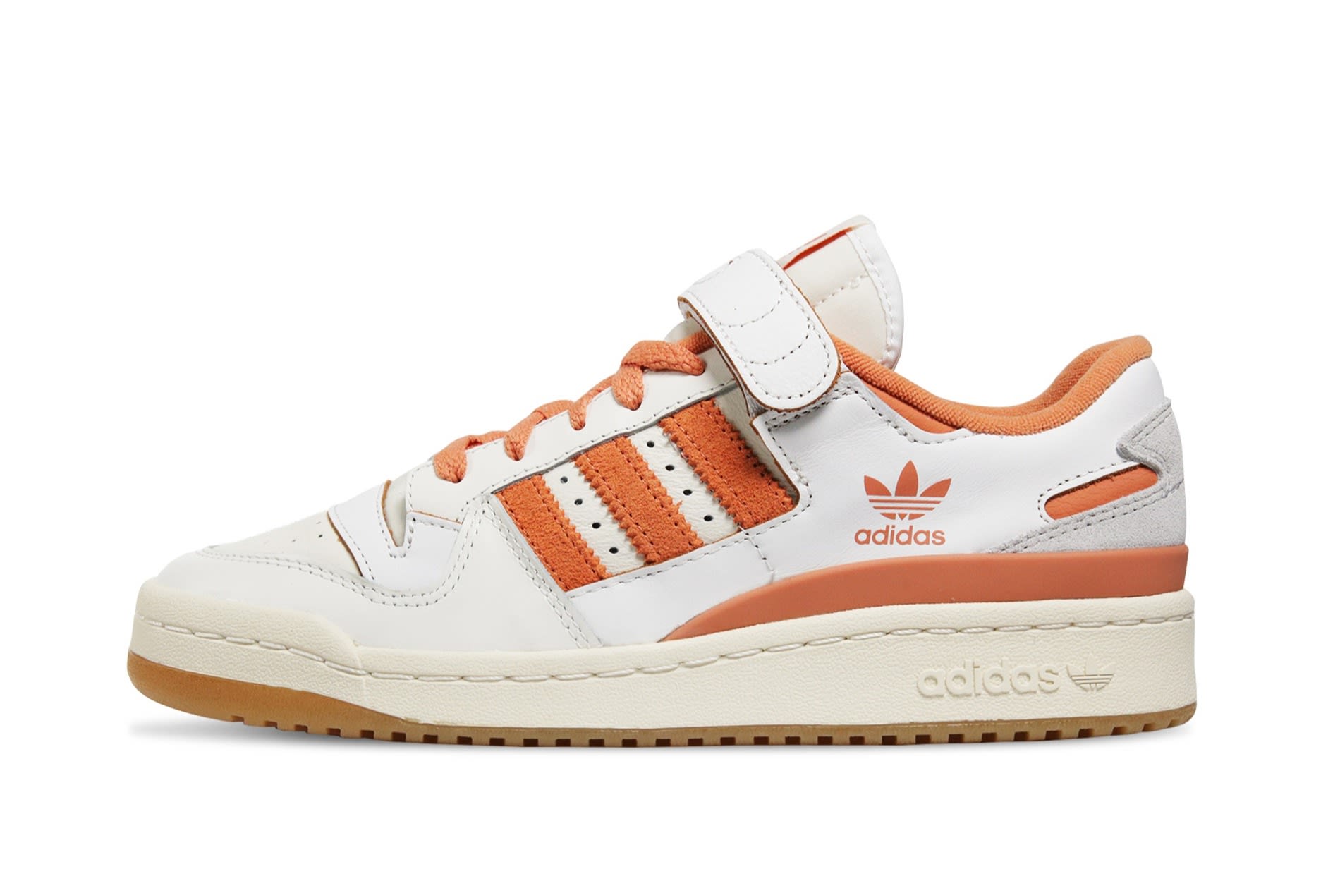 Adidas forum 84 low бежевые. Кроссовки adidas forum low white. Форум надпись. Adidas forum 84 low pink. Алл каблес форум.