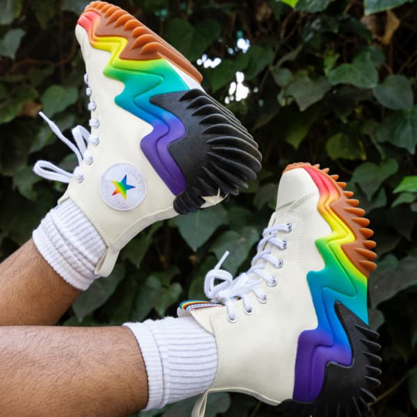 Converse PRIDE Collection