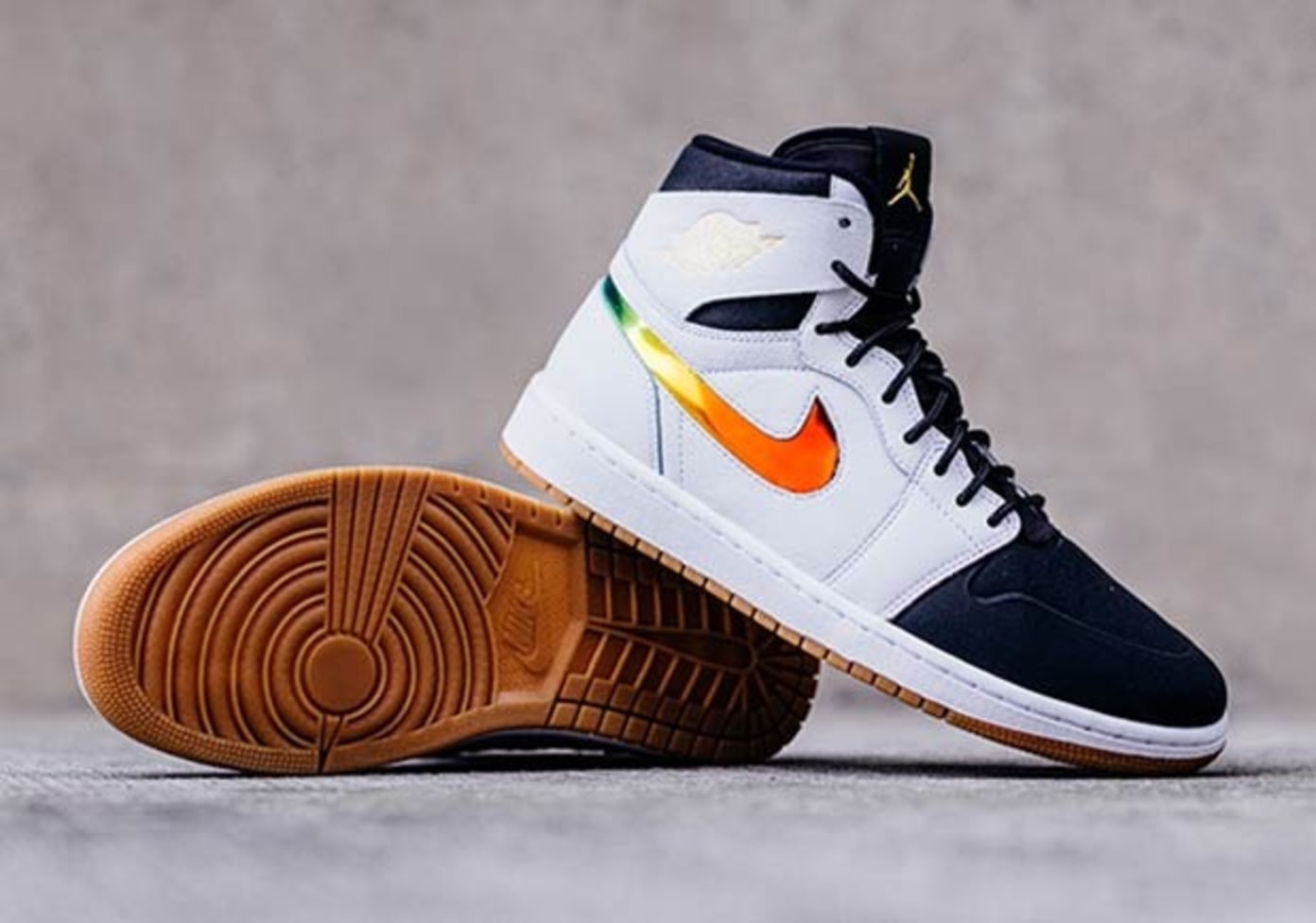 jordan 1 high nouveau dunk from above