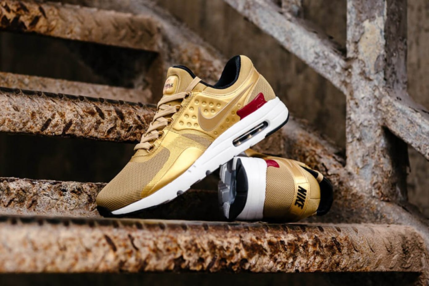 nike air max zero gold