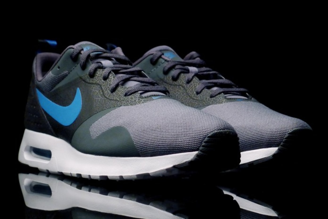 Nike Air Max Tavas Dark Grey - Game Royal | Shelflife