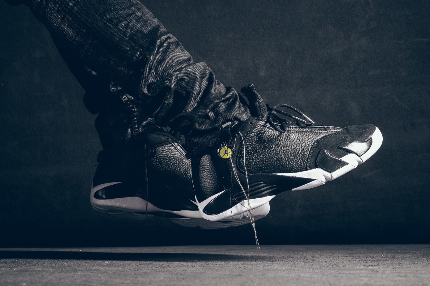 Jordan 14 flight 4 p online