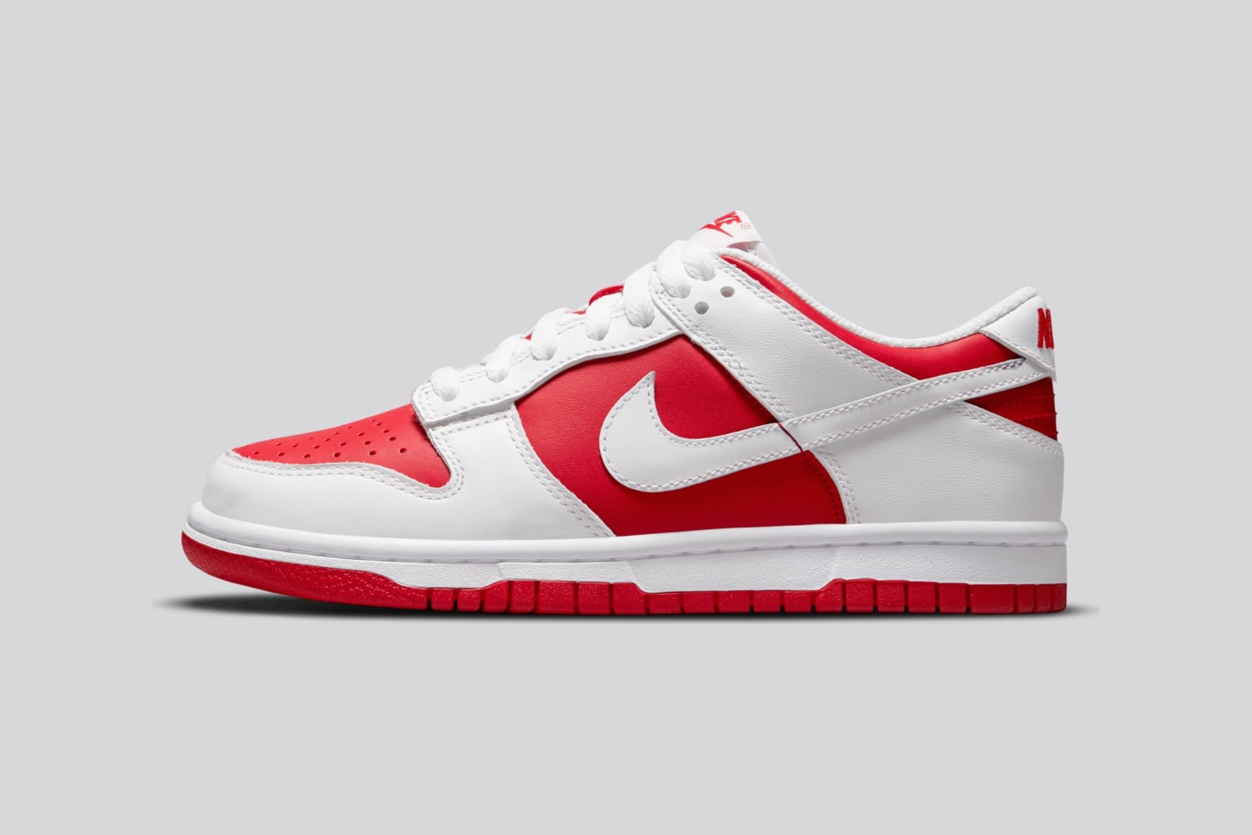 dunk low white and red