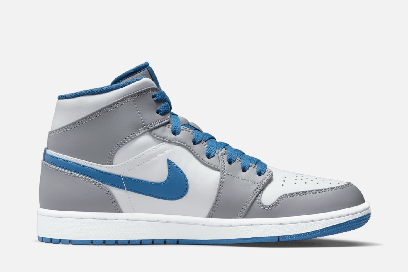 Jordan 1 low mid hot sale