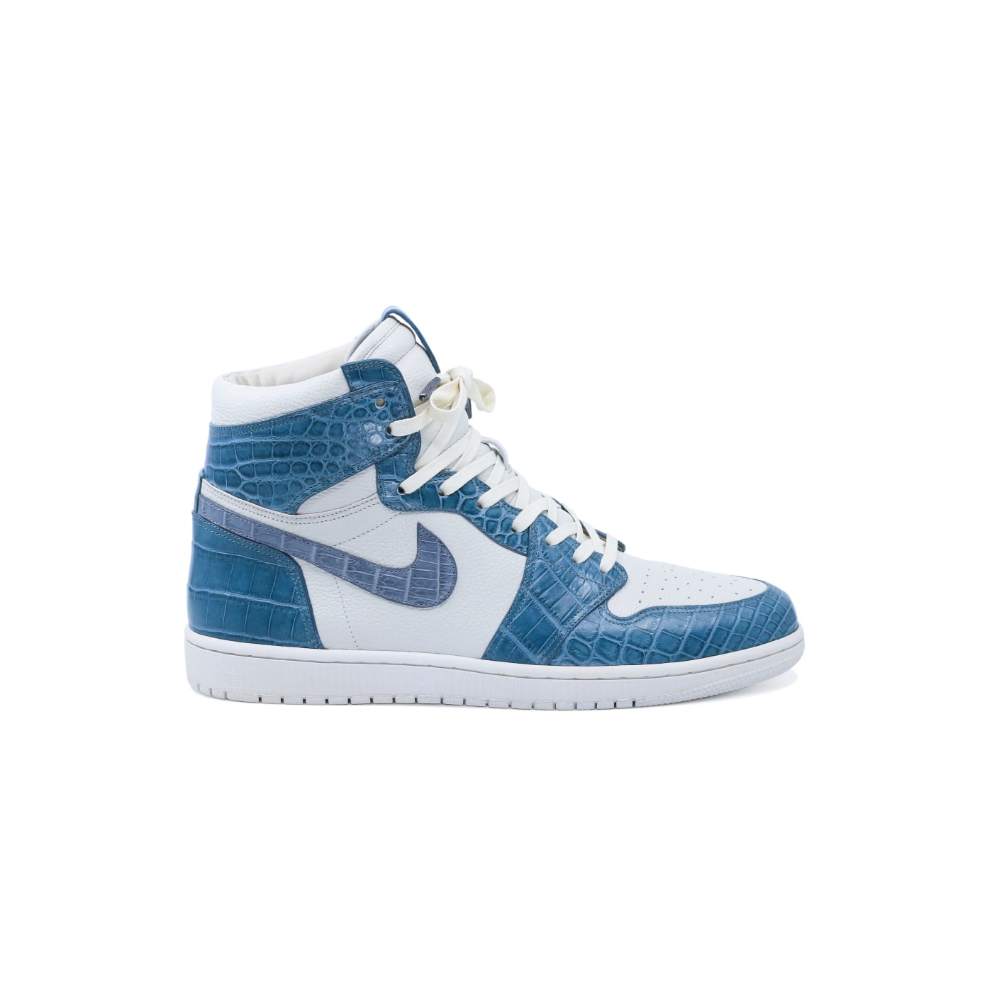 University Blue Jordan Retro High Top Blue White Gold Jordan 新品