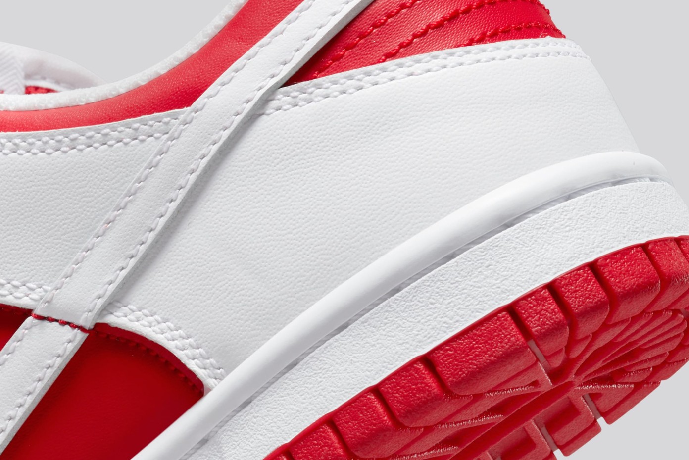 Nike Dunk Low - White/University Red | Shelflife