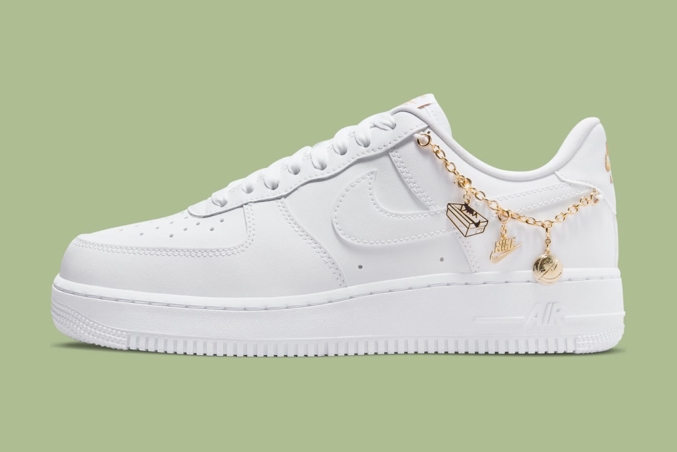 Nike shoes with chains best sale