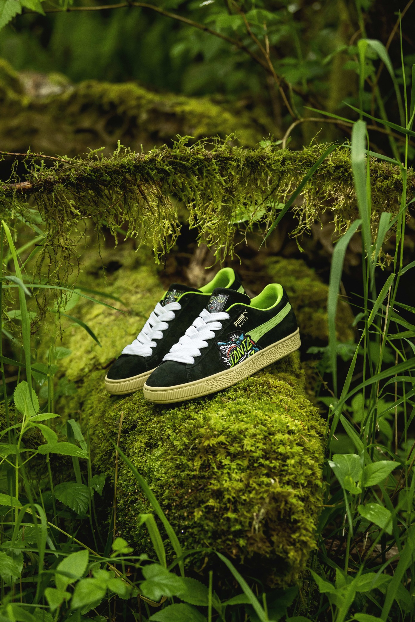 Santa cruz x puma suede cheap