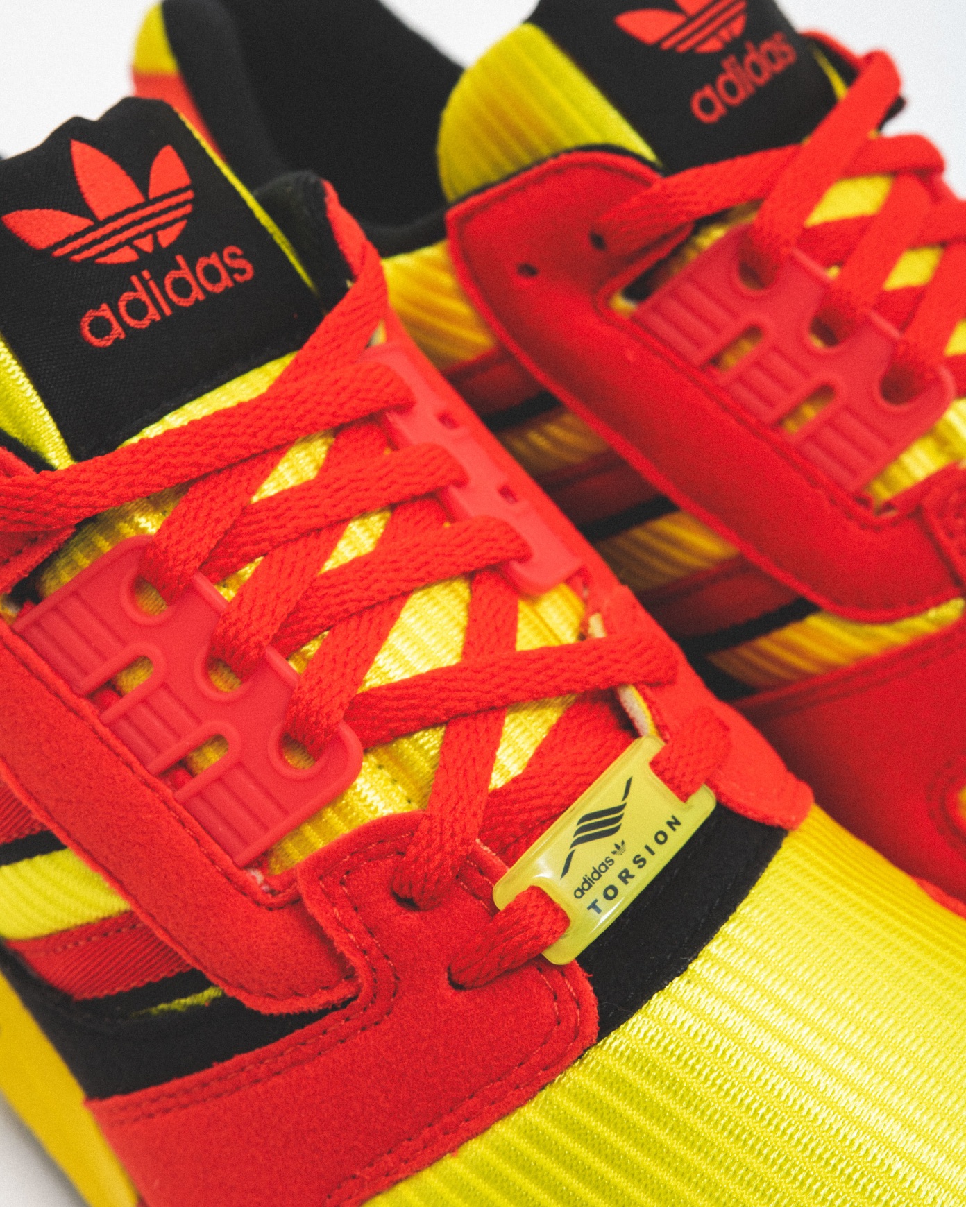 adidas - ASローマ LIFESTYLER BRINGBACK 93 size L ASローマ LIFESTYLER BRINGBACK 93 トラックパンツ／サッカー