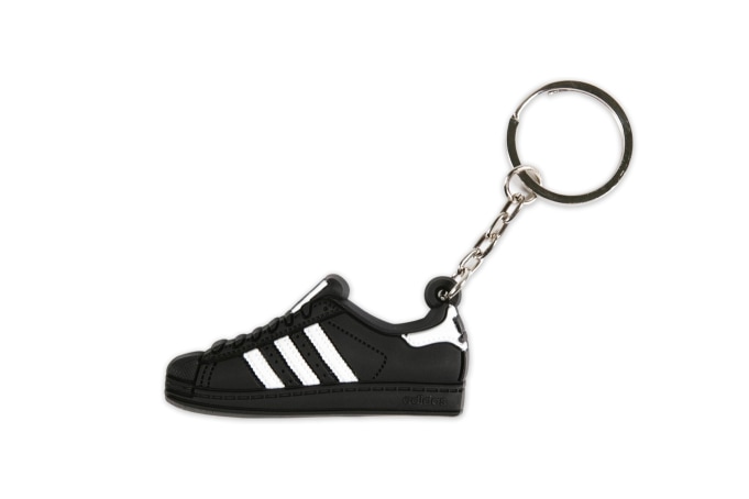 adidas gazelle keyring