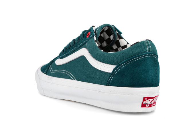 Vans mens Vans x Ray Barbee UA OG Old Skool LX