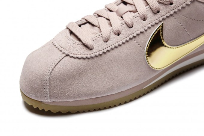 BUY Nike WMNS Classic Cortez SE Diffused Taupe Metallic Gold