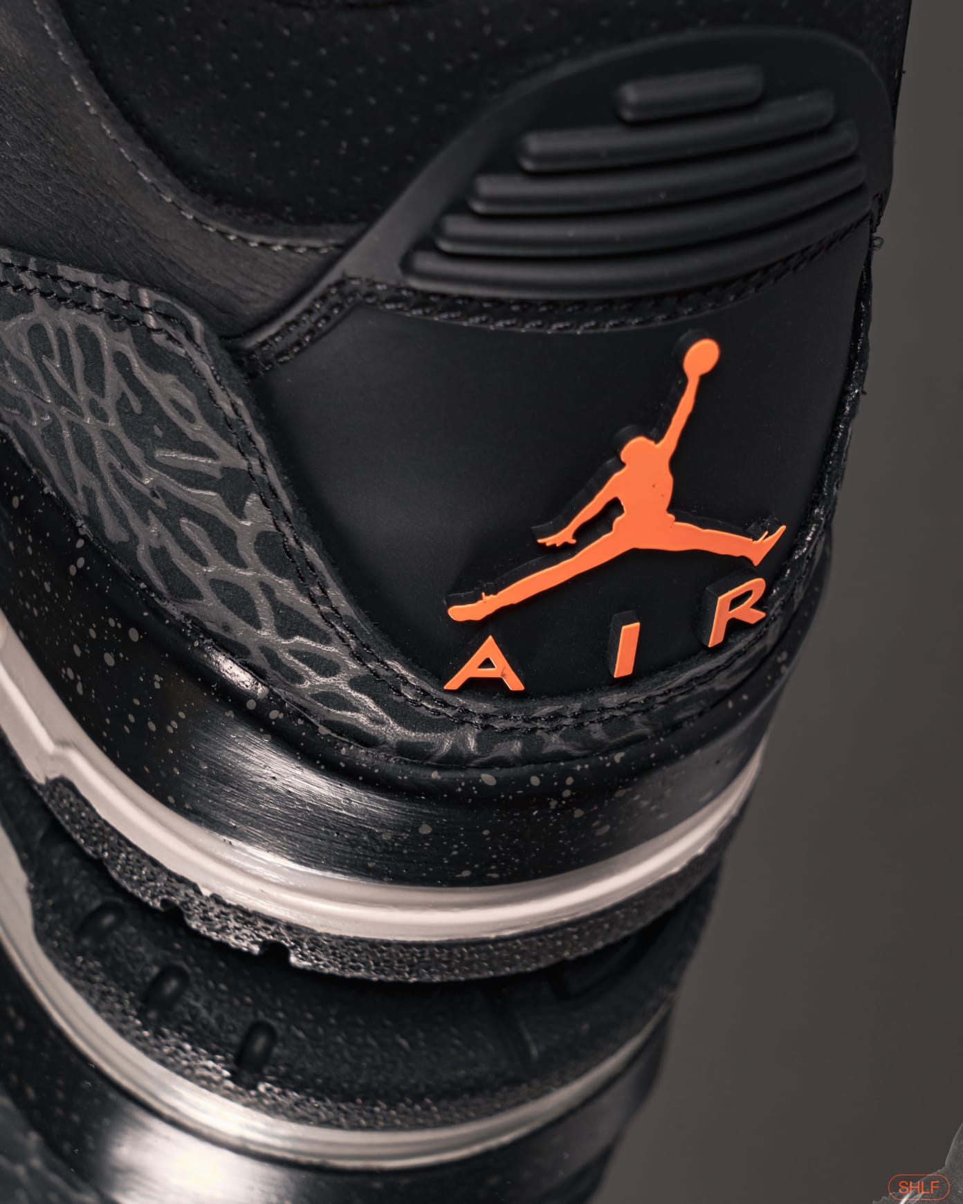 Air Jordan 3 Retro 'Fear' | Raffle | Shelflife