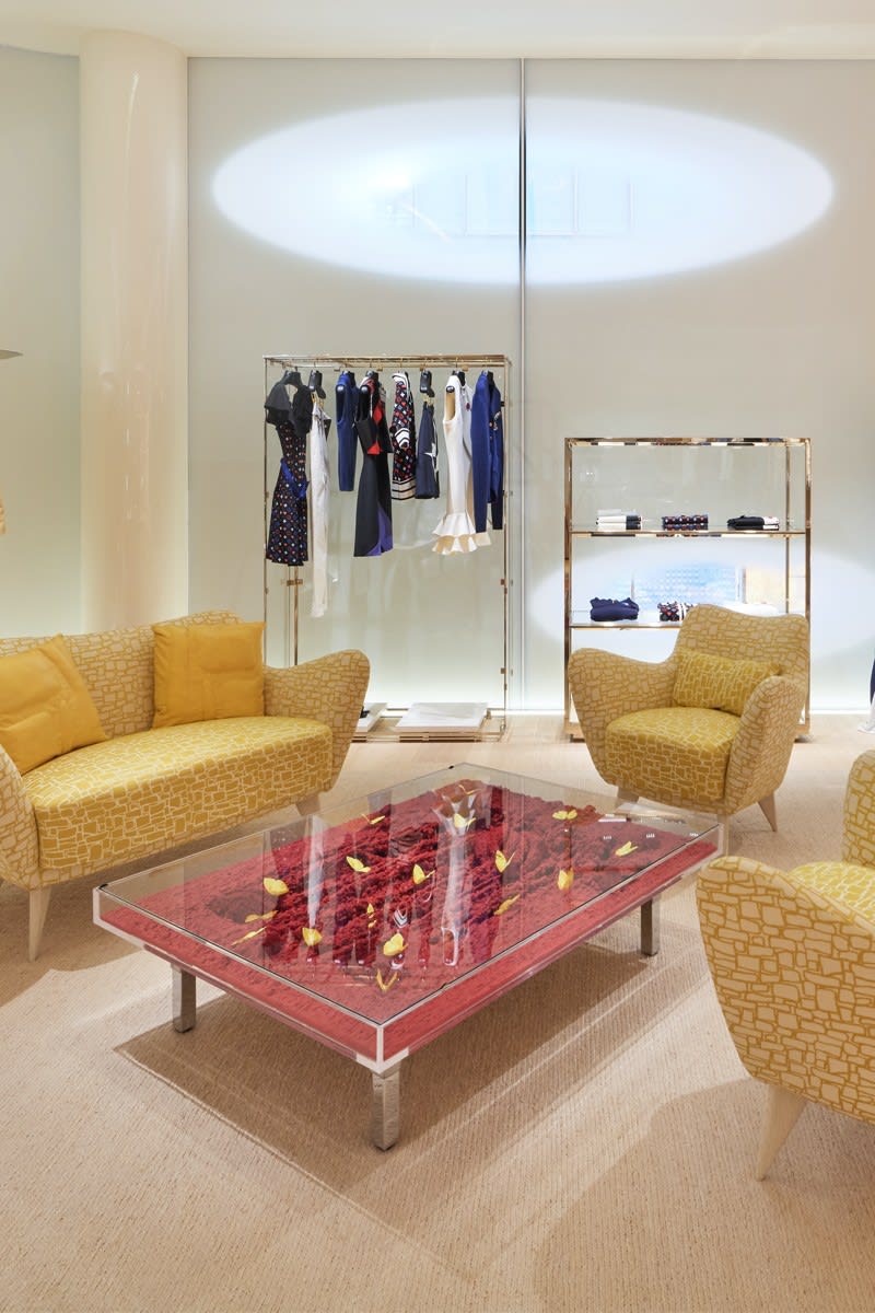 Passion For Luxury : Louis Vuitton Unveils Tokyo Store